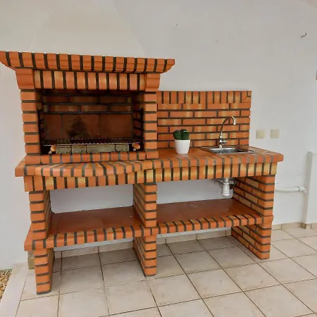 Helena's House Дом отдыха Назаре